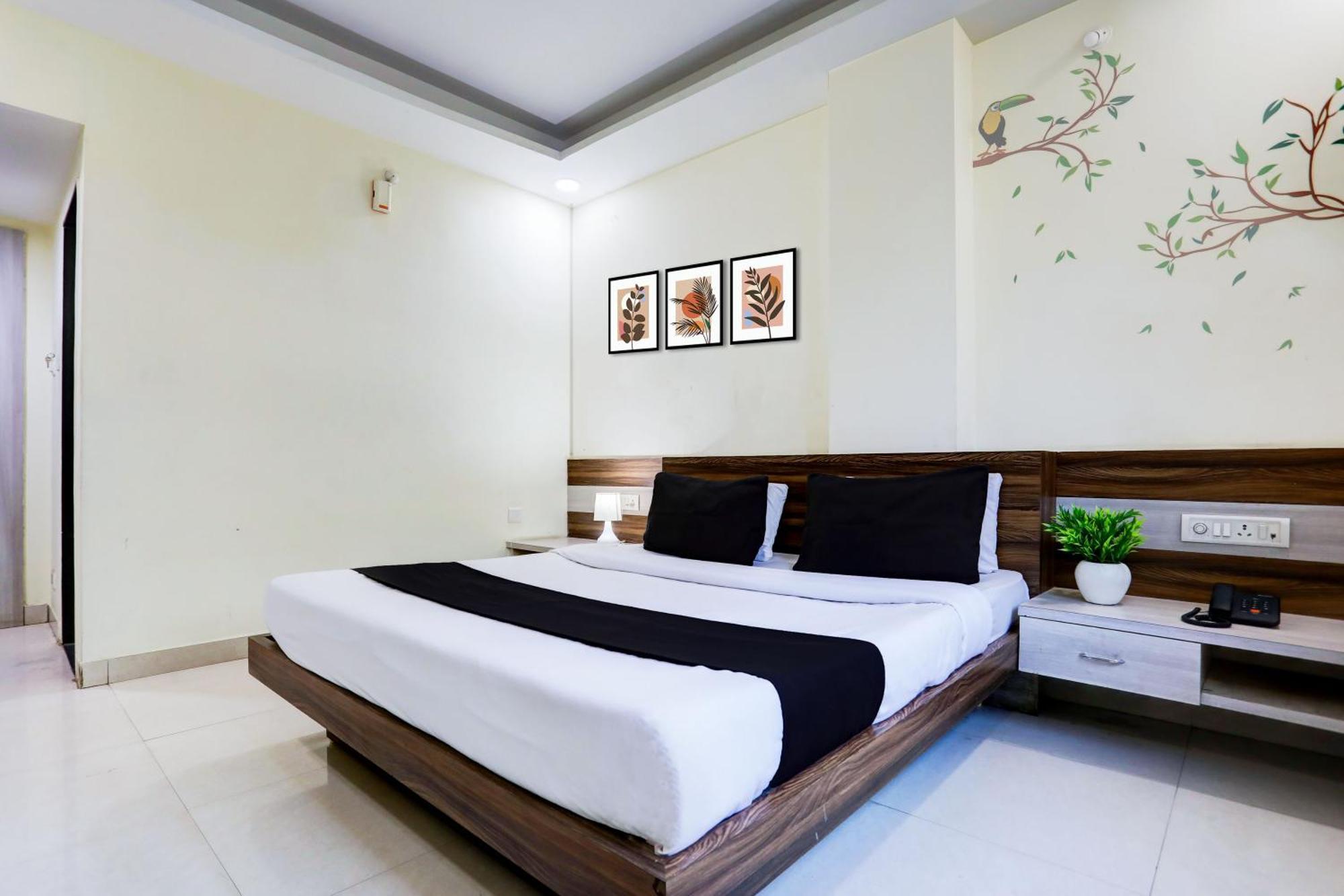 Super Townhouse Hoshangabad Road Near Aashima Mall Samarda Kaliāsot Exteriér fotografie
