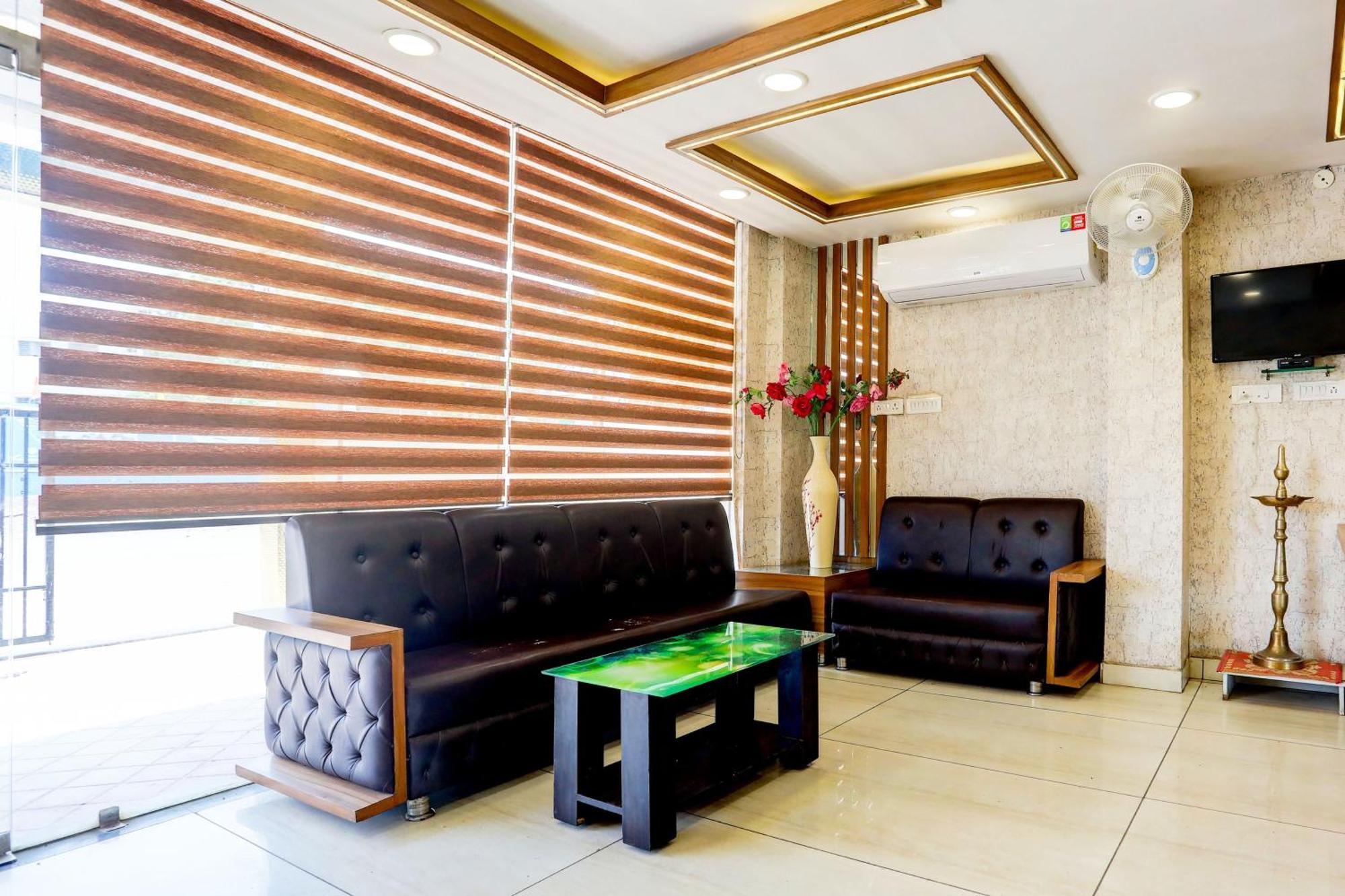 Super Townhouse Hoshangabad Road Near Aashima Mall Samarda Kaliāsot Exteriér fotografie